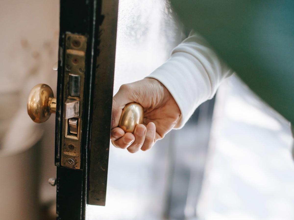 come installare una serratura